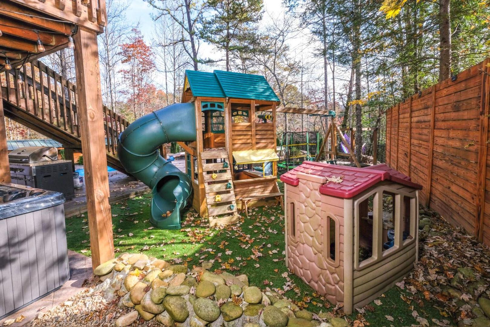 Pitter Patter Swimming Pool Ht Near D'Town Villa Gatlinburg Exterior photo